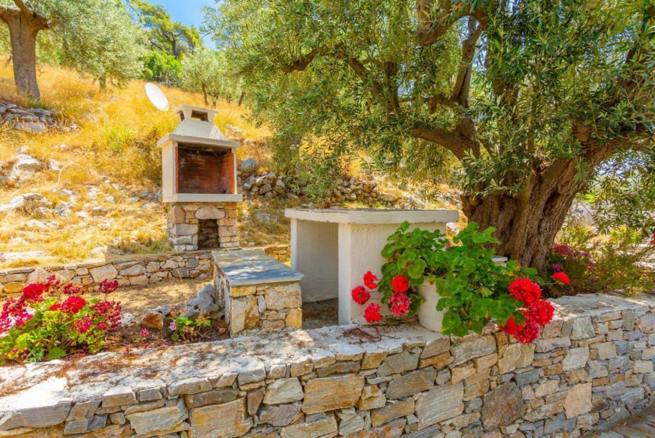 Villa Tassoula Isomata Esterno foto