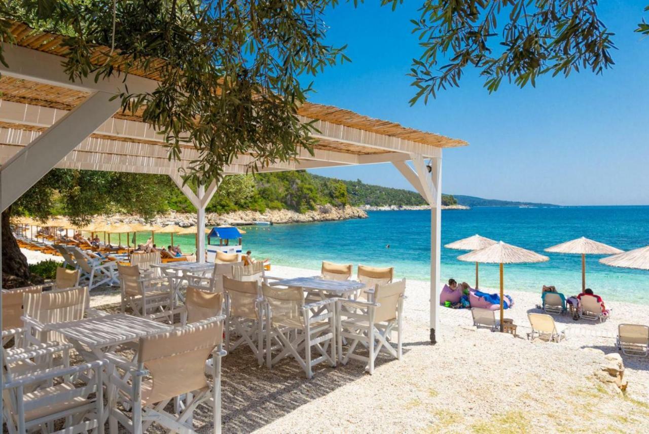 Villa Tassoula Isomata Esterno foto